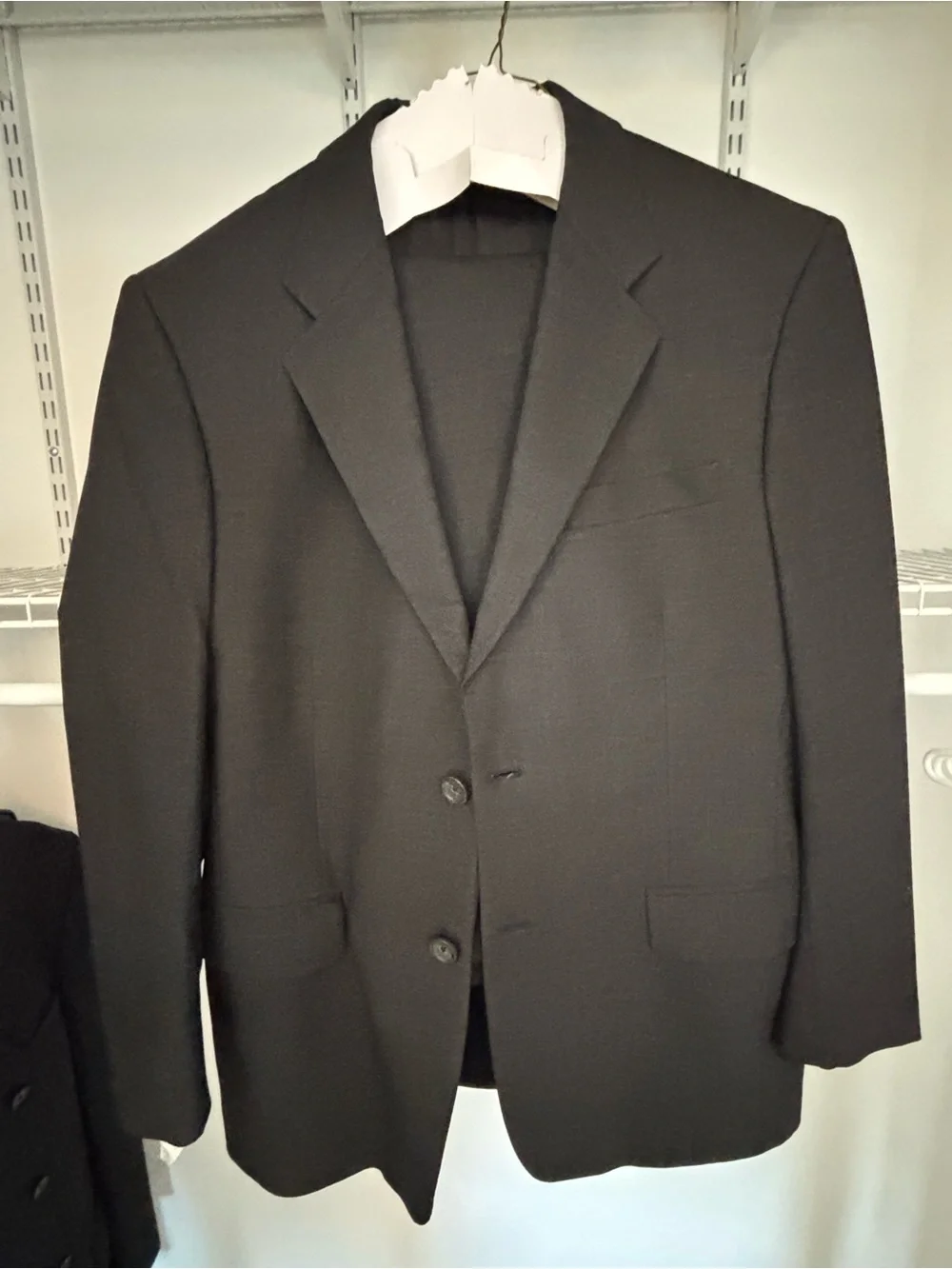 Banana Republic Men's Charcoal Gray Woolen Suit